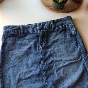 Denim skirt